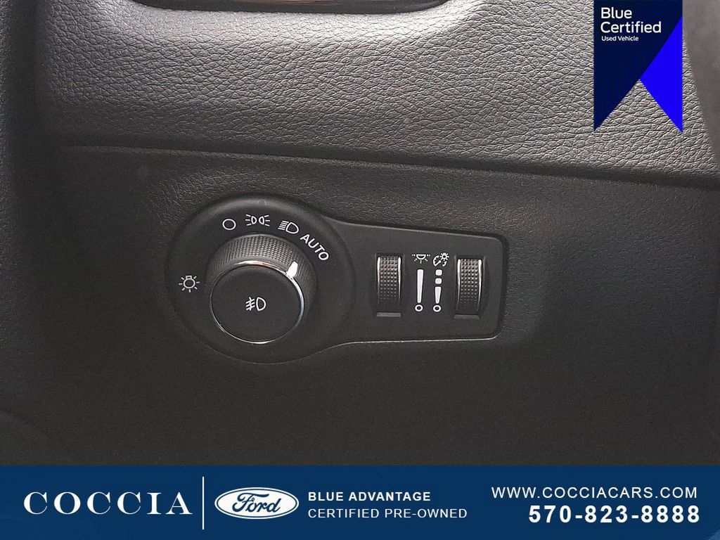 Used 2019 Jeep Compass Latitude AWD/4WD image 26