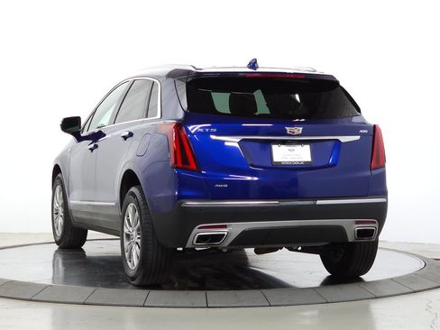 Certified 2023 Cadillac XT5 Premium Luxury w/ Technology Package AWD/4WD image 3
