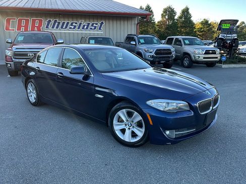 Used 2011 BMW 528i Sedan image 2