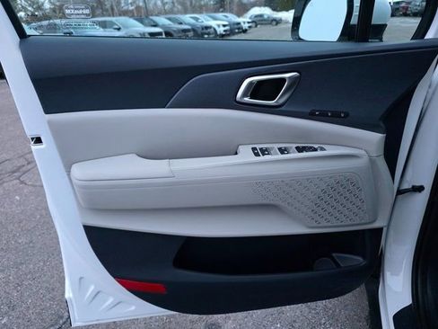 New 2026 Kia Carnival EX image 26