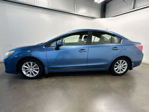 Used 2014 Subaru Impreza 2.0i Premium w/ All-Weather Package w/CVT AWD/4WD image 2