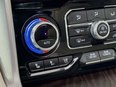 Used 2023 GMC Yukon Denali image 23