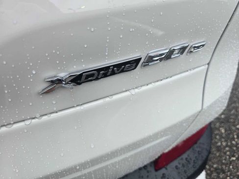 New 2026 BMW X5 xDrive50e w/ Premium Package image 4