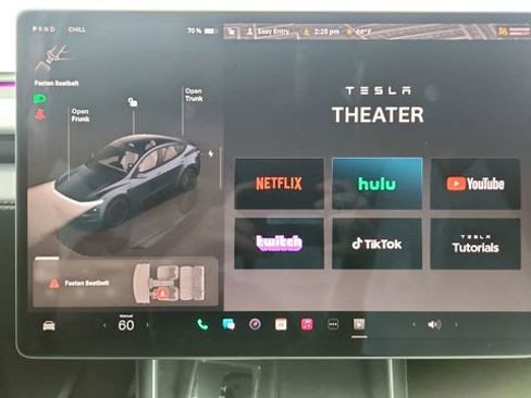 Used 2026 Tesla Model Y Long Range image 43