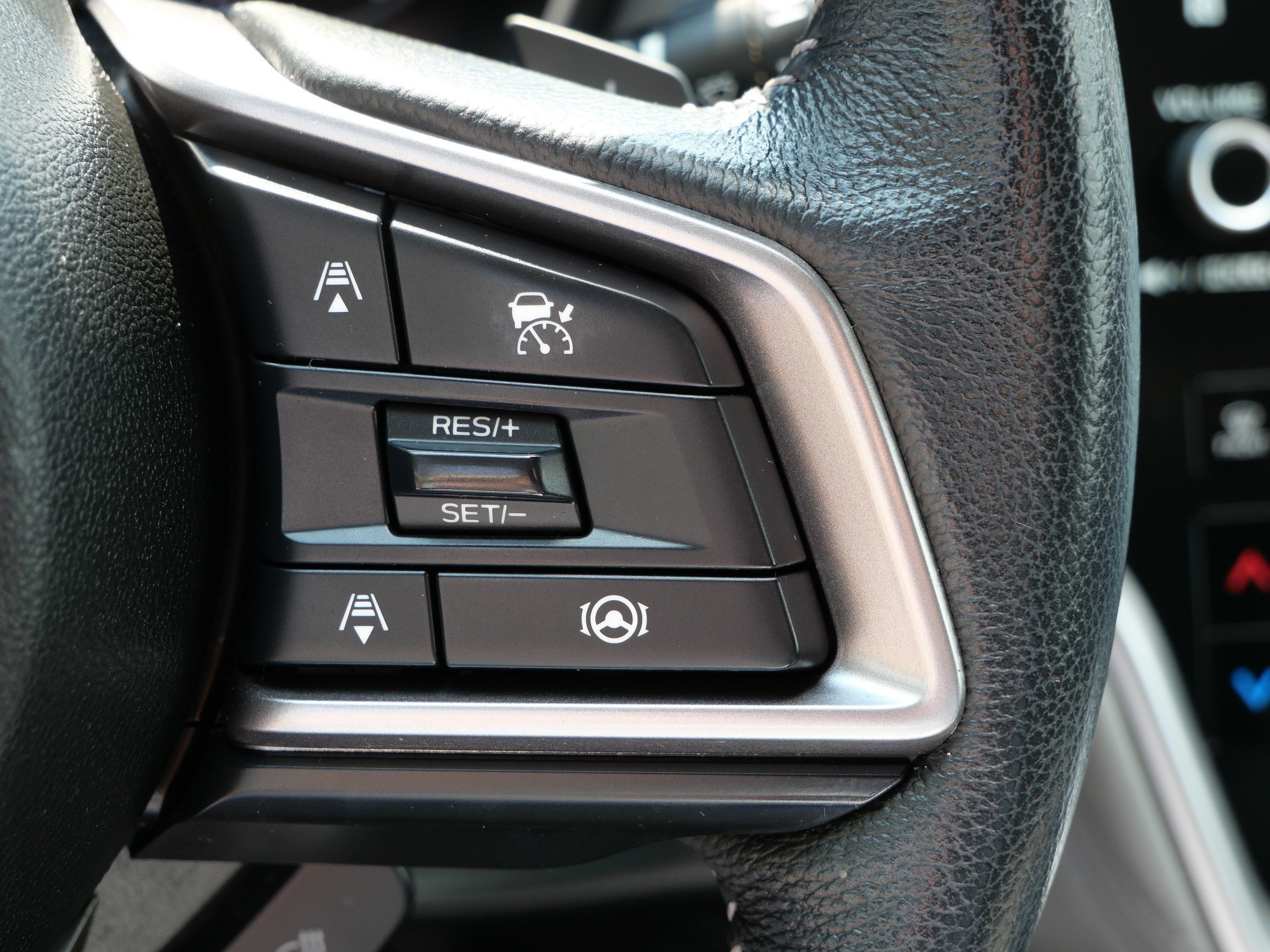 Used 2023 Subaru Outback Limited XT AWD/4WD image 30