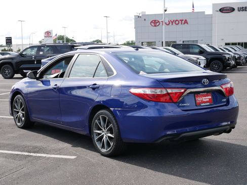 Used 2015 Toyota Camry XSE w/ Moonroof Package FWD image 5