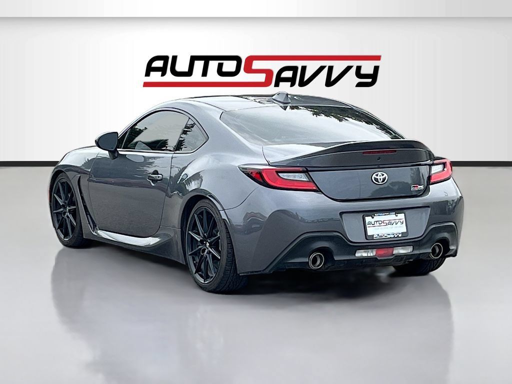 Used 2023 Toyota GR86 Premium RWD image 5