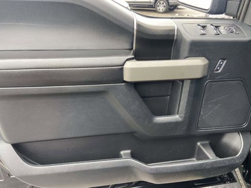 Used 2019 Ford F150 Raptor image 7