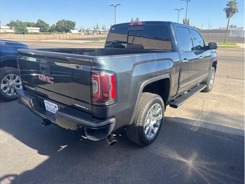 Used 2017 GMC Sierra 1500 Denali RWD image 5