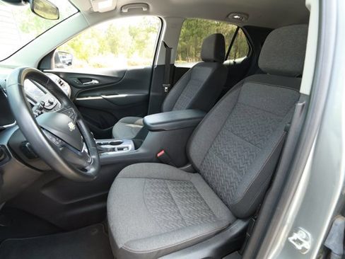 Used 2024 Chevrolet Equinox LT image 22