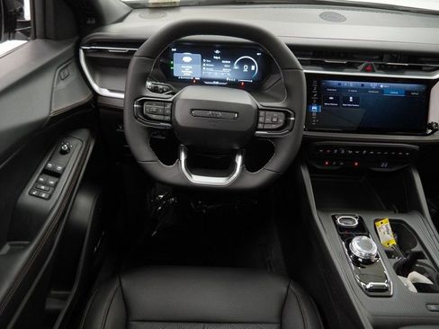 New 2026 Jeep Cherokee Overland AWD/4WD image 19