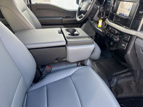 New 2025 Ford F450 XL w/ XL Chrome Package image 14