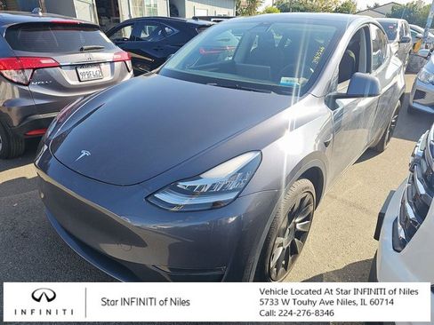 Used 2023 Tesla Model Y Long Range image 1