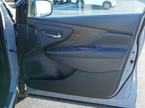 Used 2024 Nissan Murano Platinum w/ Cargo Package image 25