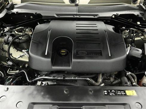 Used 2022 Land Rover Defender 110 SE image 34