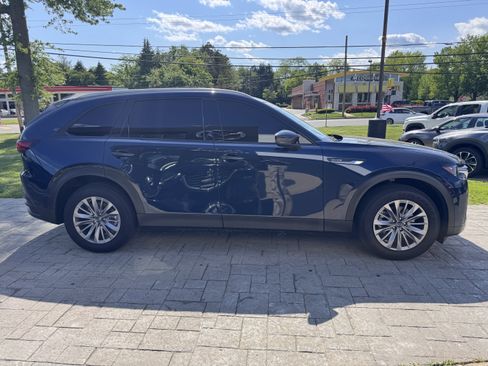 Certified 2025 MAZDA CX-90 3.3 Turbo w/ Preferred Package AWD/4WD image 12