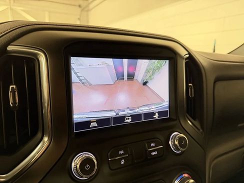 Used 2021 GMC Sierra 1500 AT4 w/ AT4 Preferred Package AWD/4WD image 32