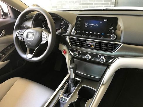 Used 2020 Honda Accord LX image 8