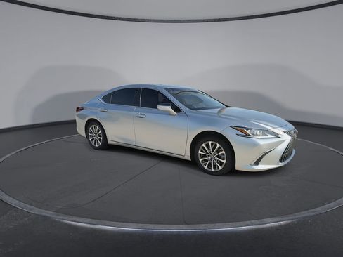 Used 2022 Lexus ES 350 w/ Accessory Package 2 FWD image 2