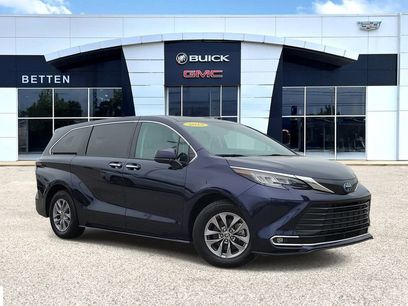 Used 2023 Toyota Sienna XLE