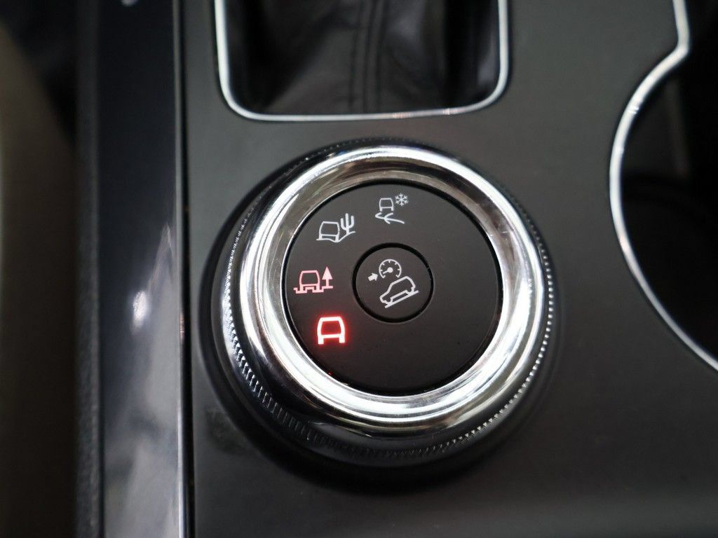 Used 2018 Ford Explorer Platinum AWD/4WD image 61