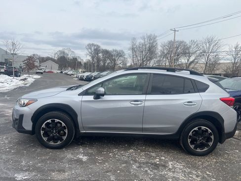 Certified 2023 Subaru Crosstrek 2.0i Premium image 2
