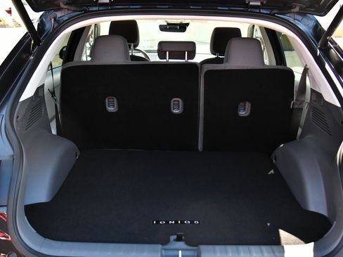 Used 2024 Hyundai Ioniq 5 SEL RWD image 42