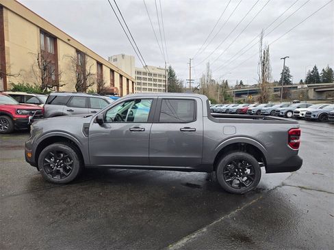 New 2026 Ford Maverick Lariat image 8