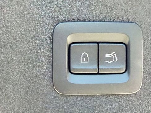 New 2026 MAZDA CX-90 Plug-In Hybrid w/ Preferred image 13