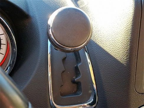 Used 2013 Dodge Grand Caravan SE image 14