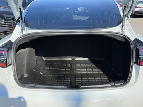 Used 2018 Tesla Model 3 Long Range image 35