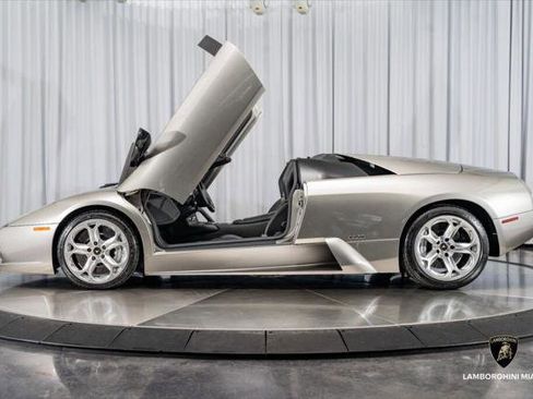 Used 2006 Lamborghini Murcielago Roadster AWD/4WD image 16