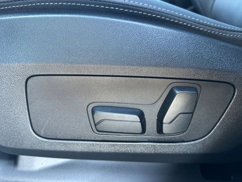 Used 2025 BMW X1 xDrive28i w/ Technology Package image 14