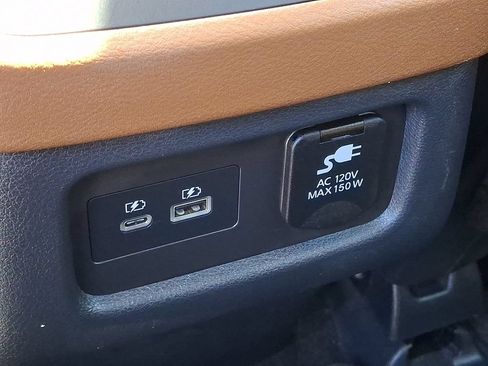 Certified 2024 Nissan Pathfinder Platinum AWD/4WD image 14