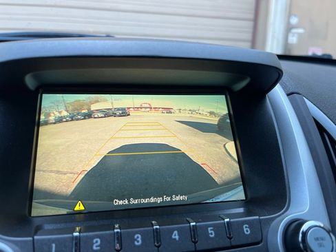 Used 2017 GMC Terrain SLE image 12