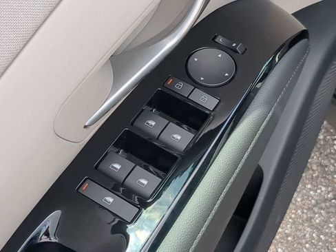 New 2026 Hyundai Tucson Limited image 18