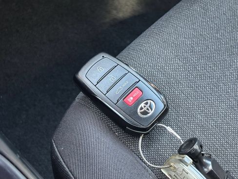 Used 2025 Toyota Camry LE FWD image 21