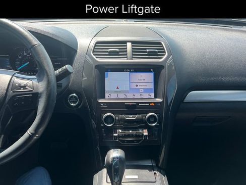 Used 2019 Ford Explorer XLT w/ Equipment Group 202A AWD/4WD image 20
