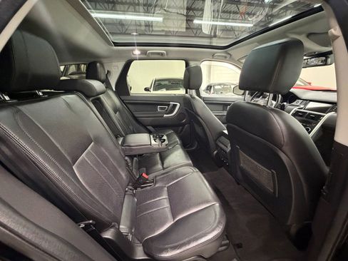 Used 2016 Land Rover Discovery Sport HSE AWD/4WD image 19