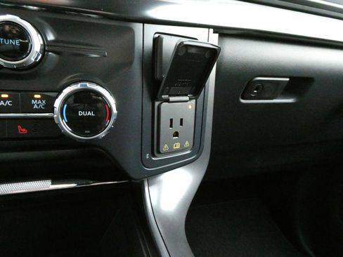 New 2026 Ford F150 Lariat AWD/4WD image 30