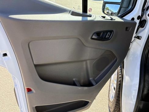 Used 2025 Ford Transit 250 Low Roof w/ Exterior Upgrade Package RWD image 19