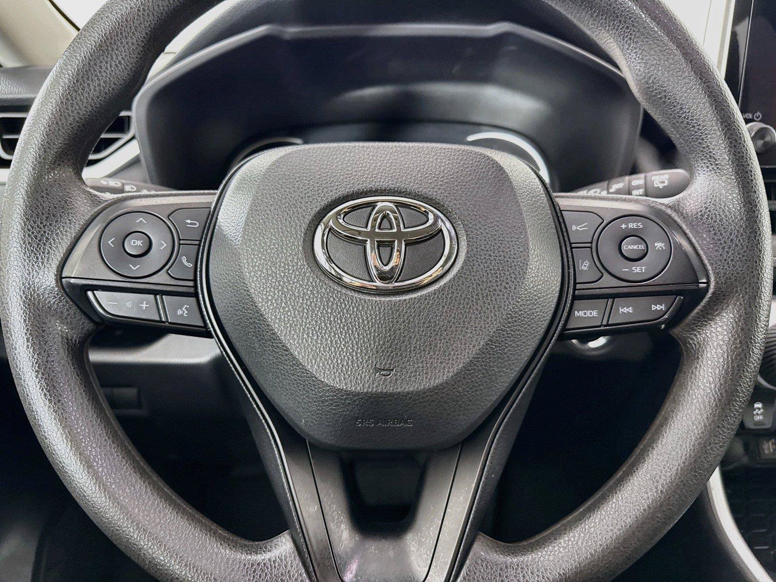 Certified 2025 Toyota RAV4 XLE AWD/4WD image 16