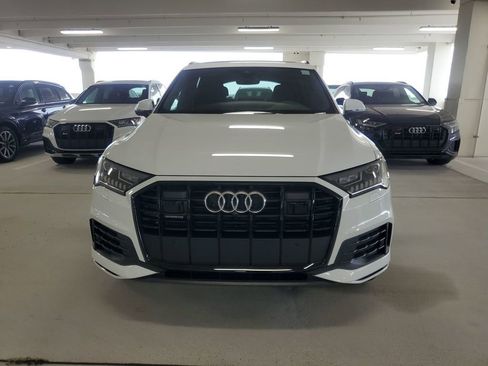 Used 2024 Audi Q7 2.0T Premium Plus image 3
