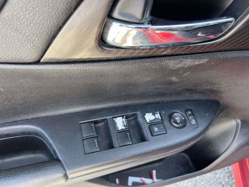 Used 2016 Honda Accord Sport image 13