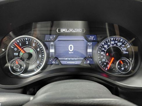 Used 2019 RAM 1500 Big Horn AWD/4WD image 32