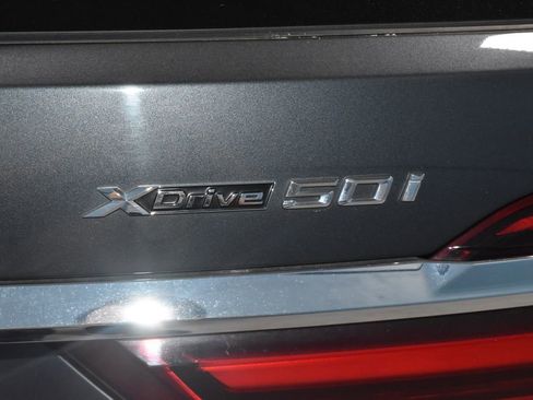 Used 2019 BMW X7 xDrive50i w/ Premium Package AWD/4WD image 35