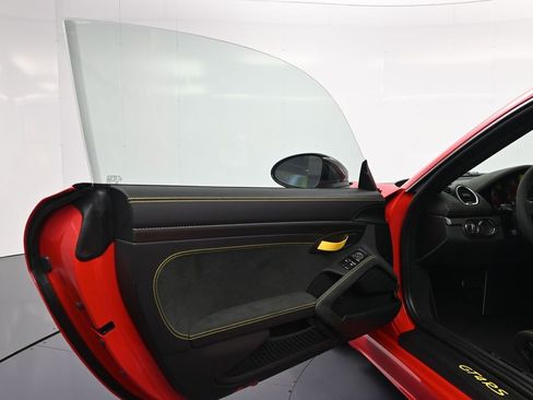 Certified 2025 Porsche 718 Cayman GT4 RS RWD image 14