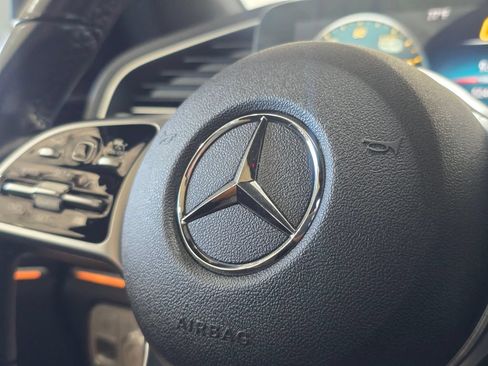 Used 2022 Mercedes-Benz GLS 450 4MATIC image 24