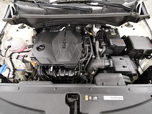 Certified 2023 Kia Sportage LX AWD/4WD image 12