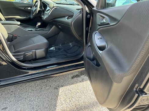 Used 2023 Chevrolet Malibu LT image 29